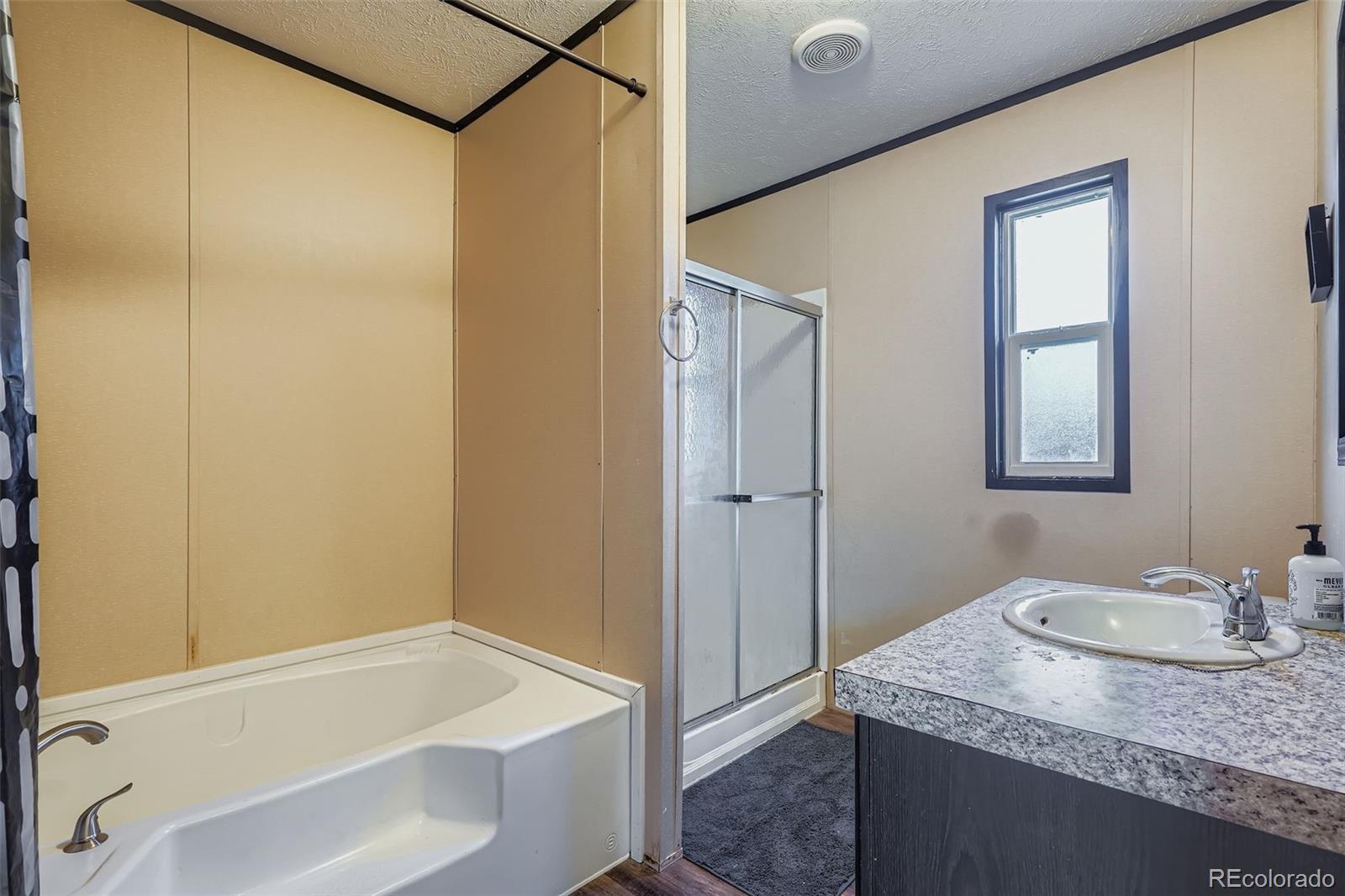 4211 E 100th Avenue Thornton CO 80229