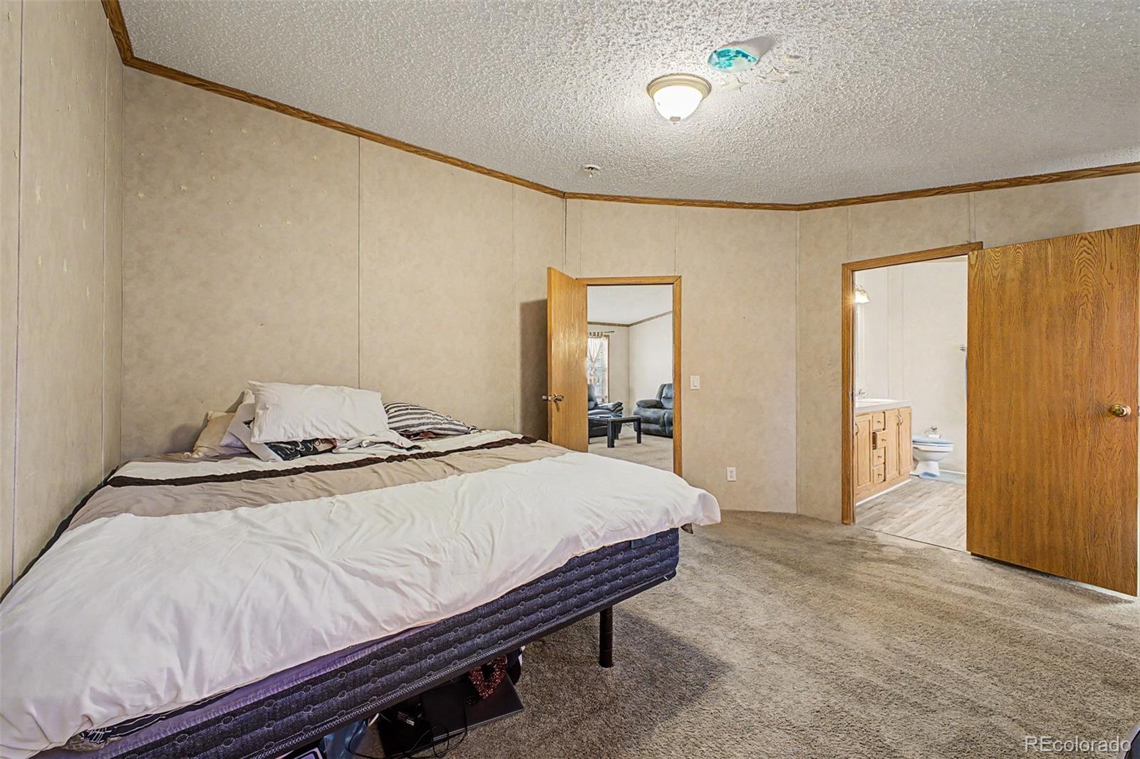 4211 E 100th Avenue Thornton CO 80229