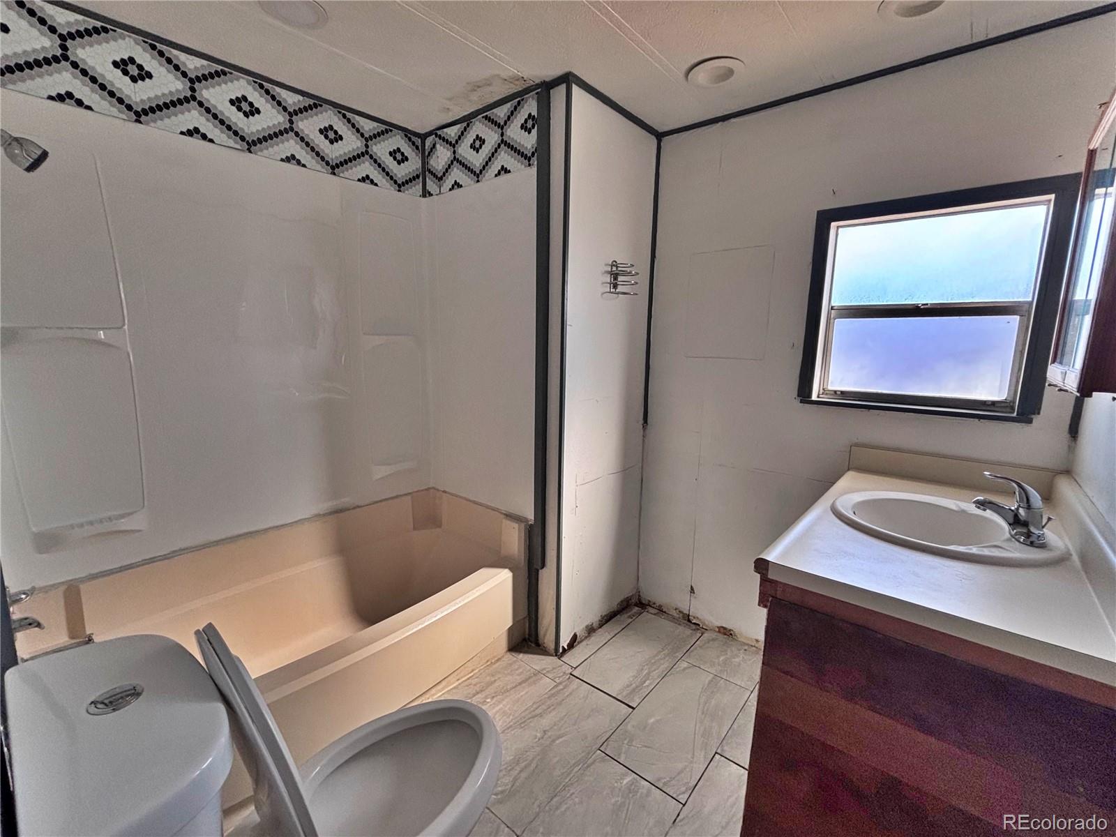 1114 Reed Lane La Junta CO 81050