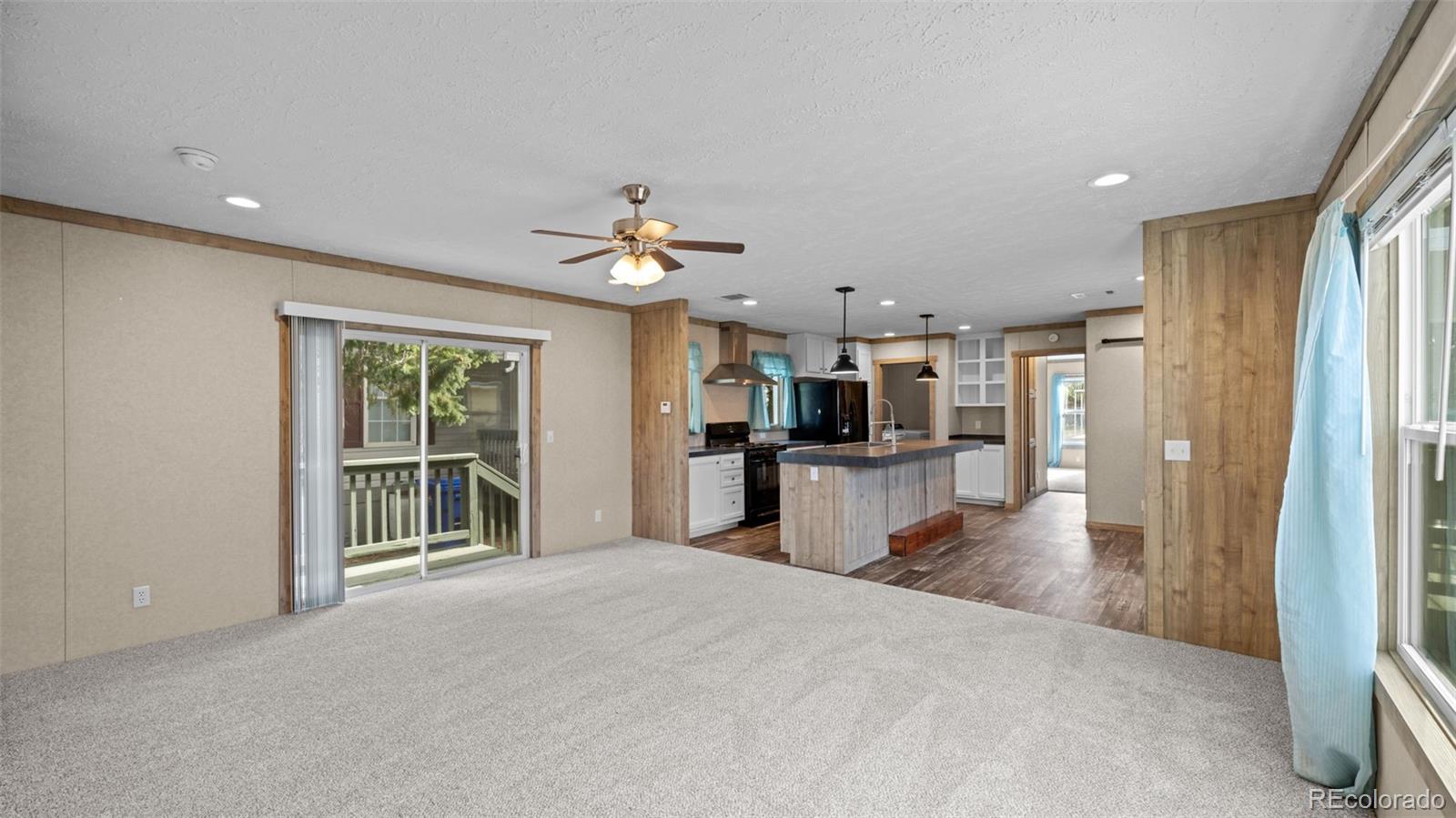 1095 Western Drive Colorado Springs CO 80915