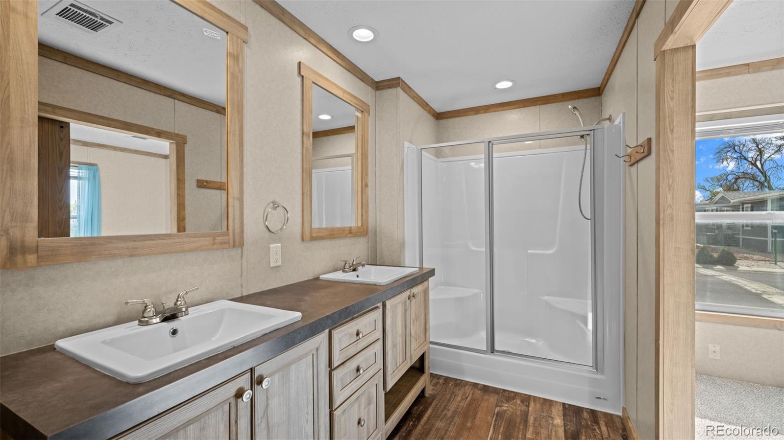1095 Western Drive Colorado Springs CO 80915
