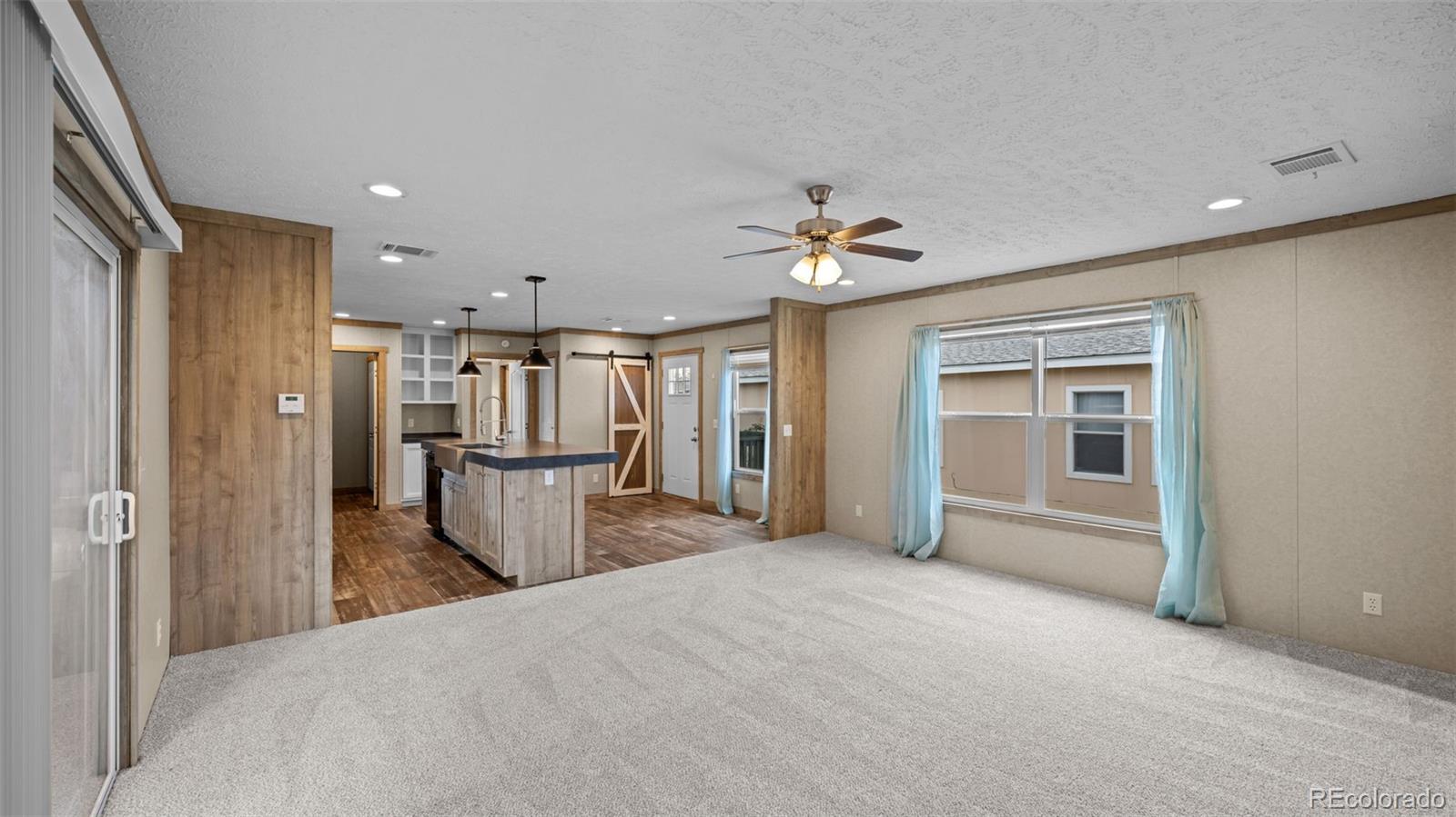 1095 Western Drive Colorado Springs CO 80915