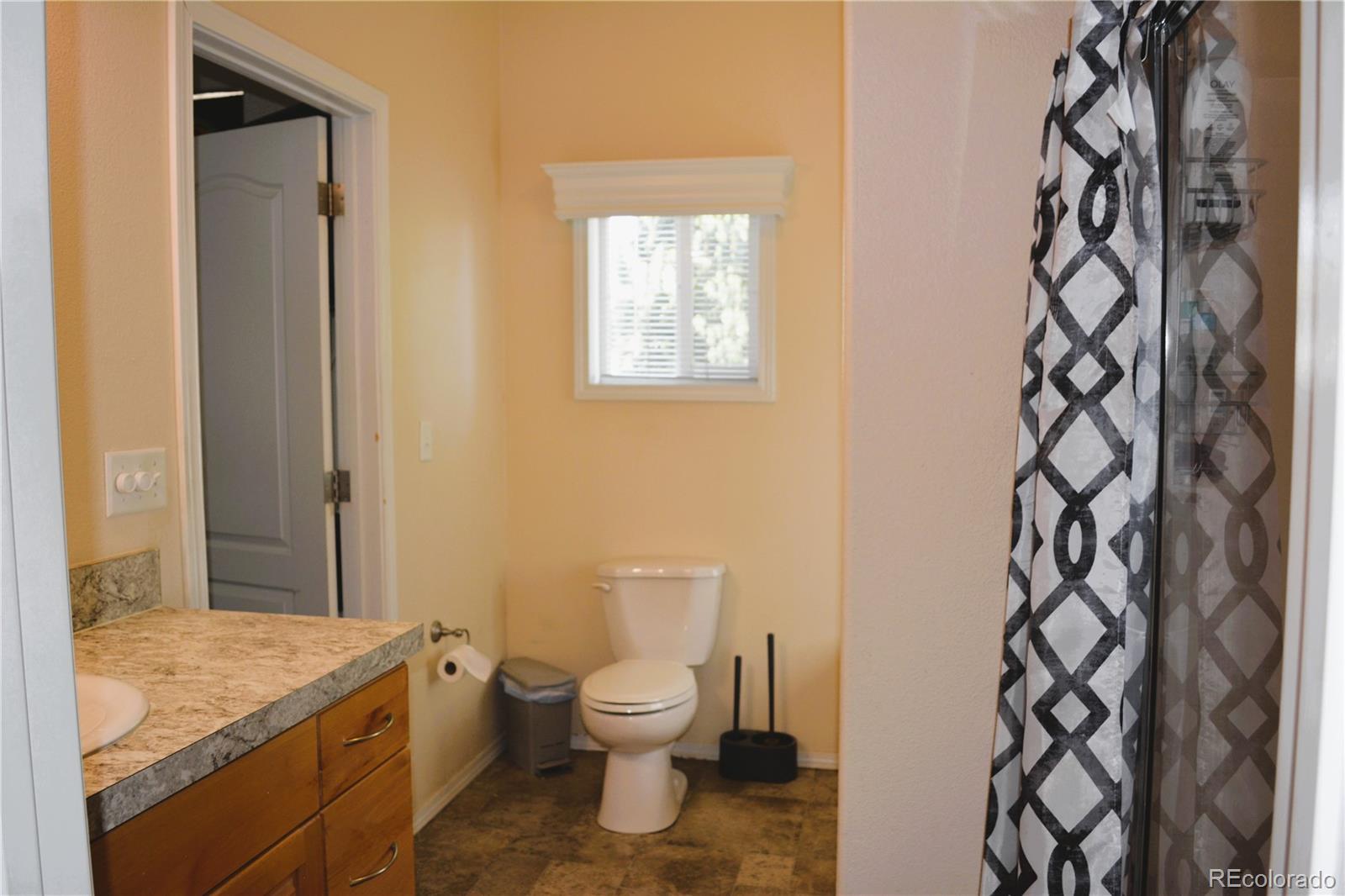 304 Barnard Court Longmont CO 80501