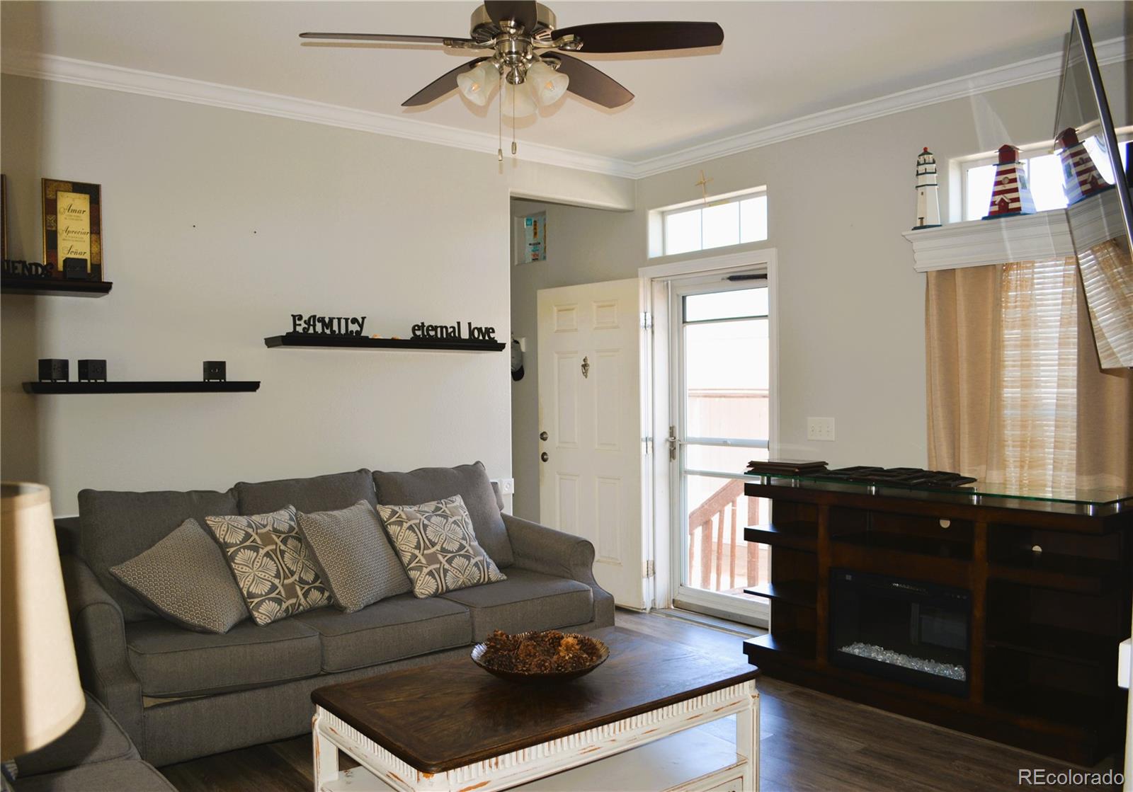 304 Barnard Court Longmont CO 80501