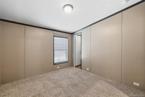 1790 Eisenhower Way Aurora CO 80011