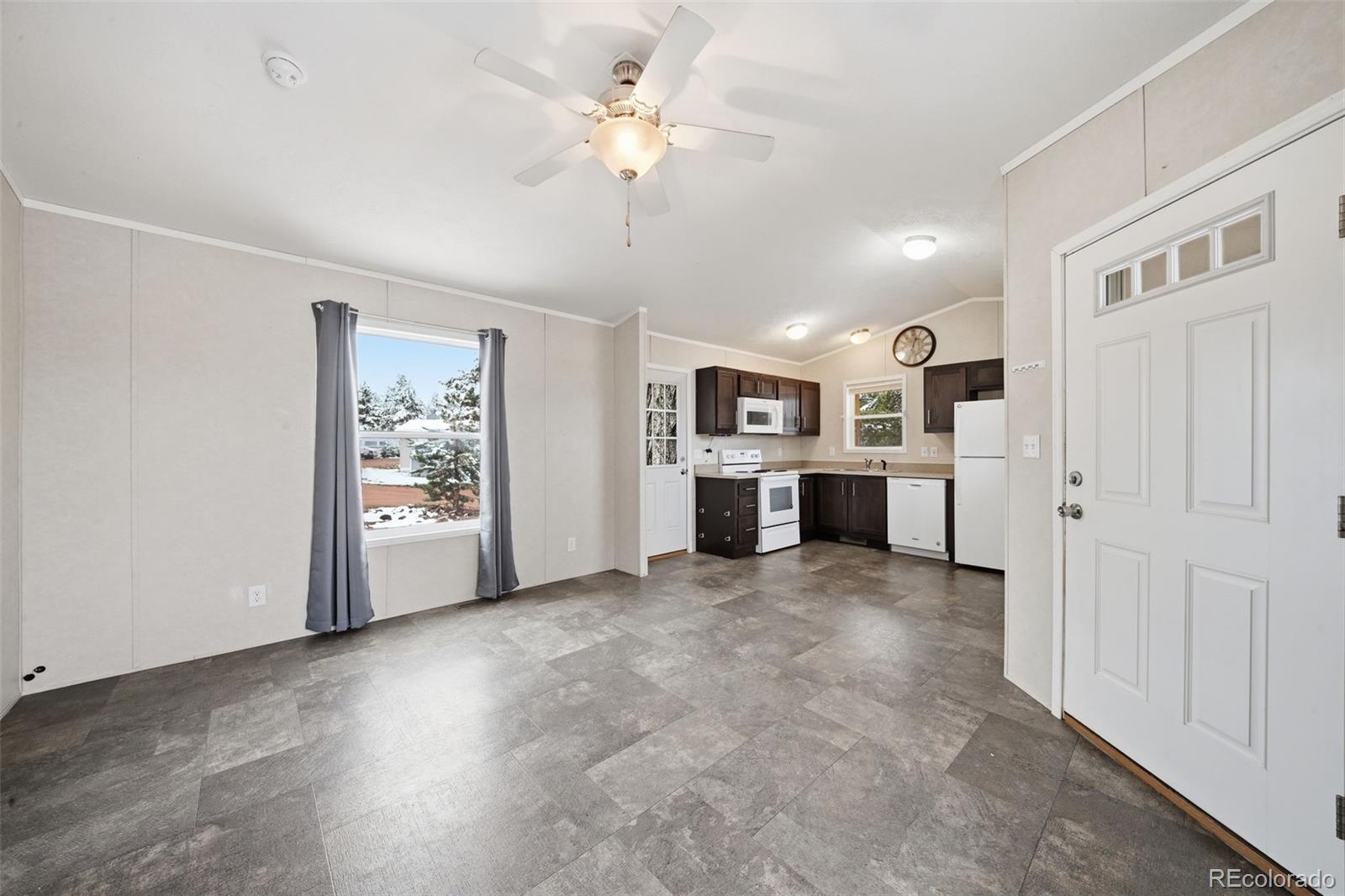 27572 State Highway 67 Woodland Park CO 80863