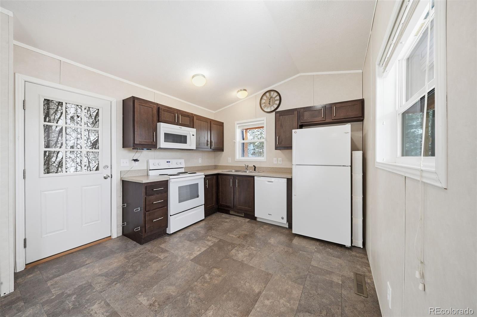 27572 State Highway 67 Woodland Park CO 80863