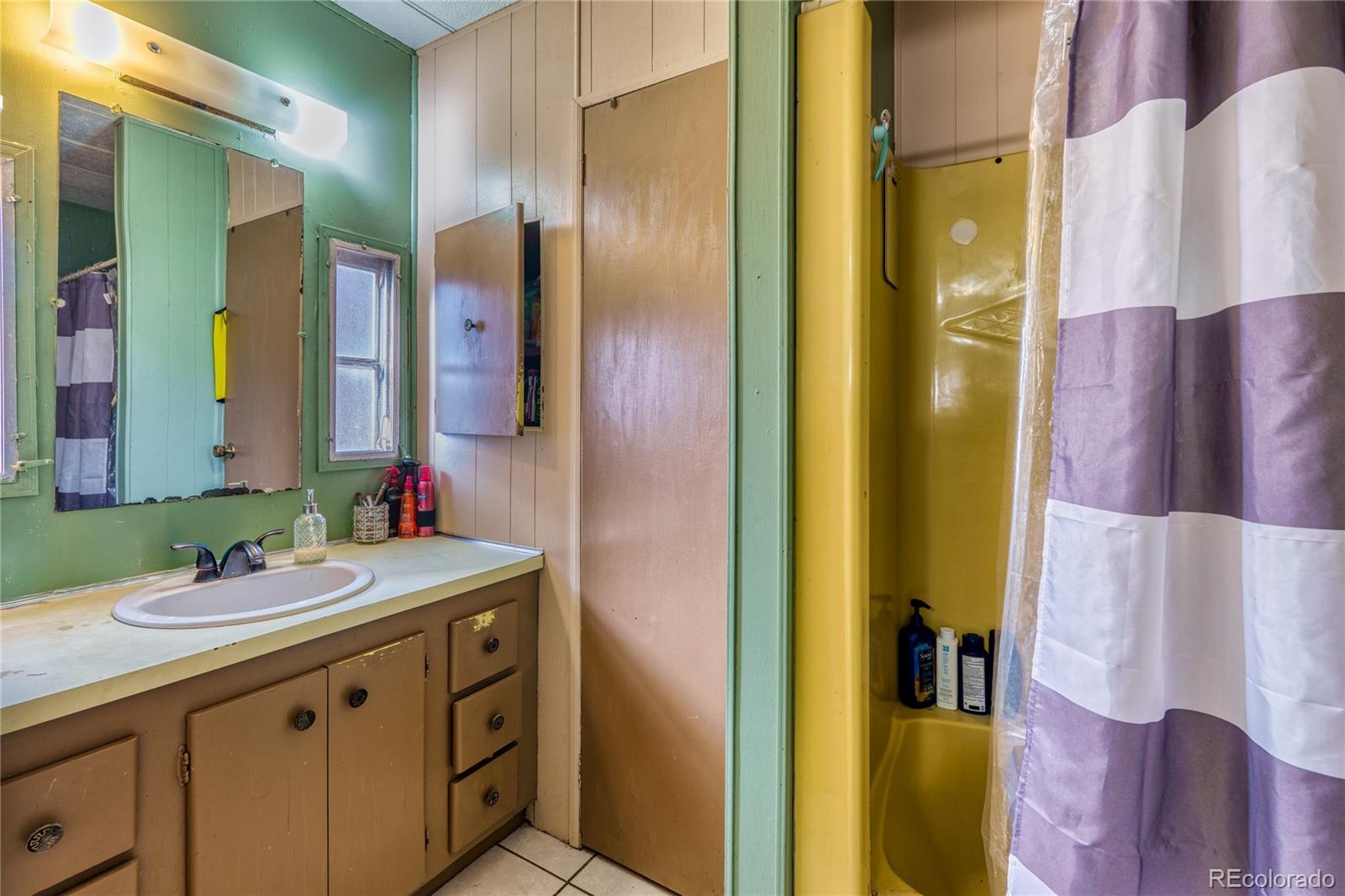 2710 Hawk Street Denver CO 80260