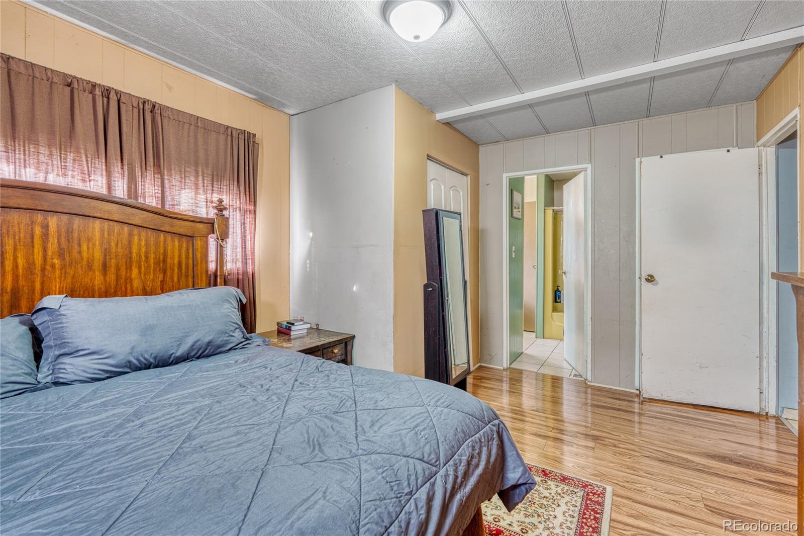 2710 Hawk Street Denver CO 80260