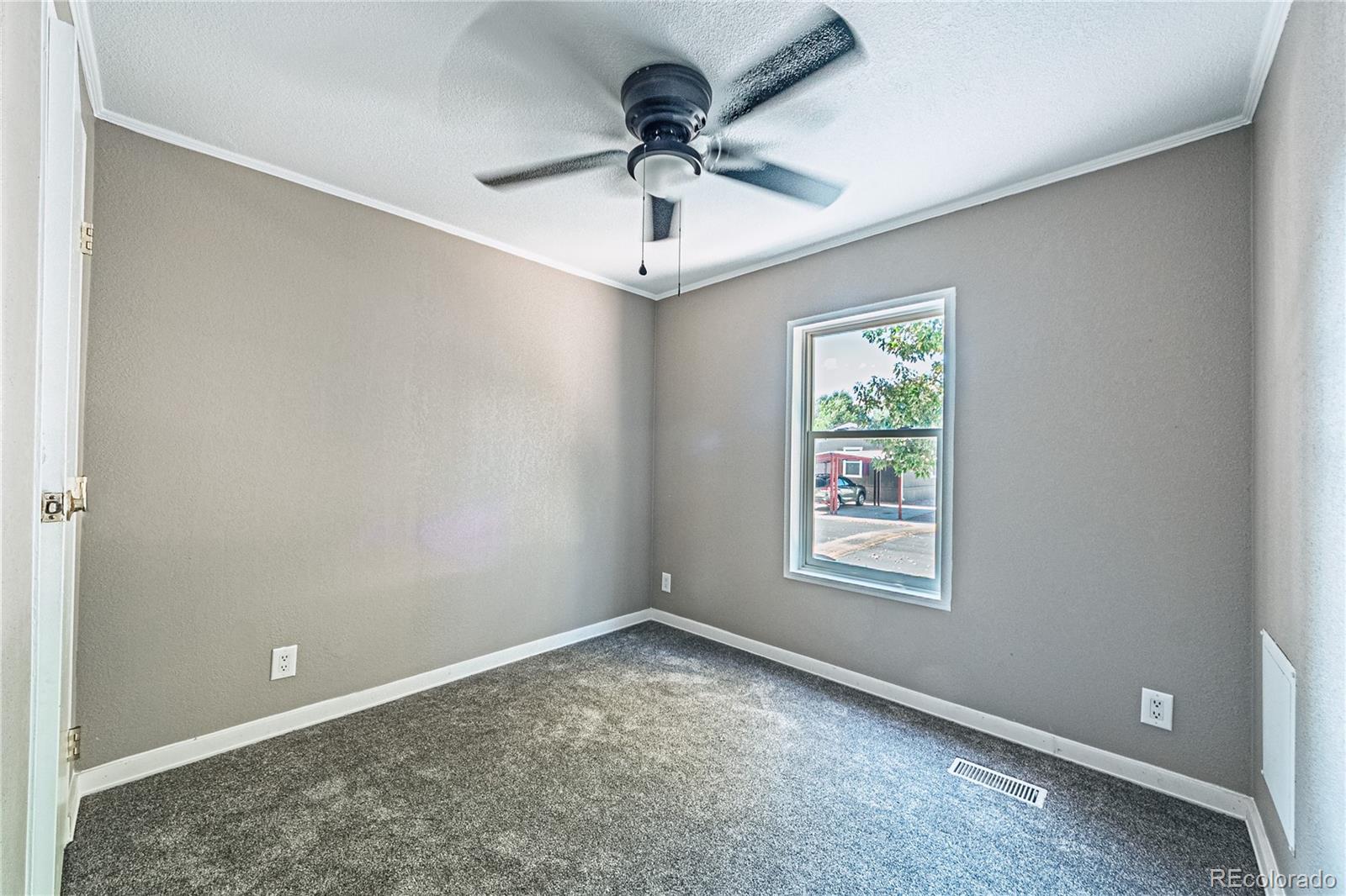 1095 Western Drive Colorado Springs CO 80915
