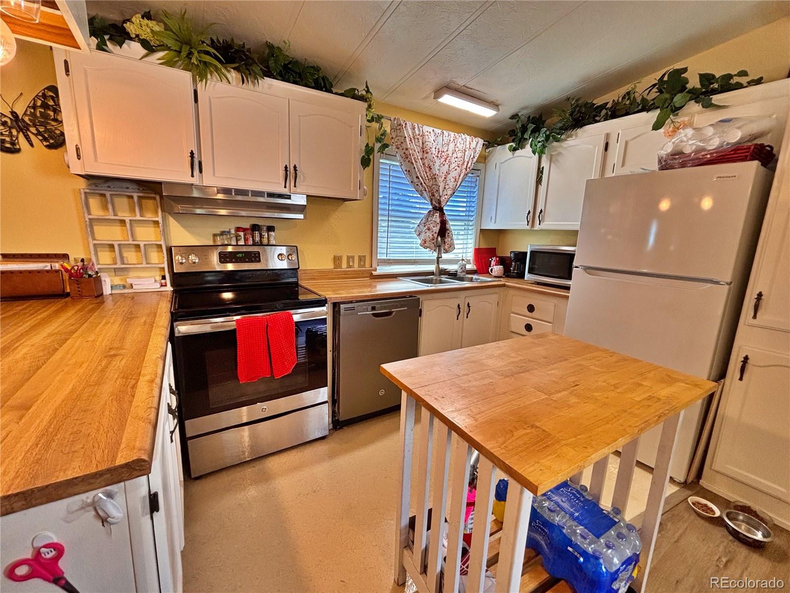 205 N Murray Boulevard Colorado Springs CO 80916