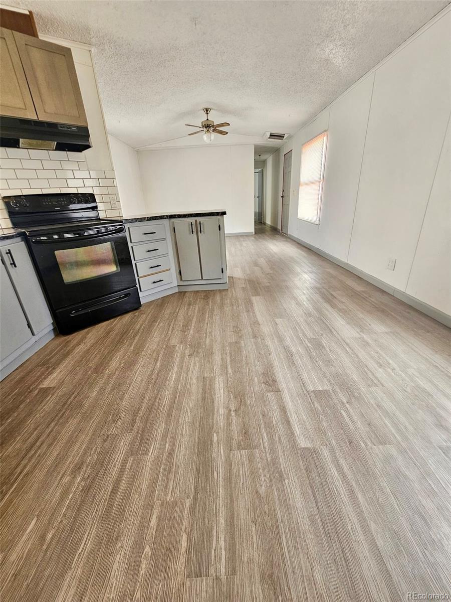 2885 E Midway #452 Boulevard Denver CO 80234