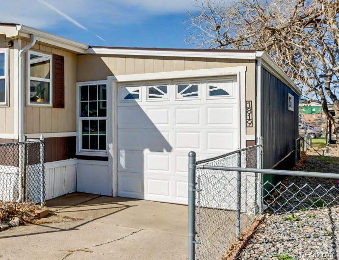 1819 Crystal Street Aurora CO 80011