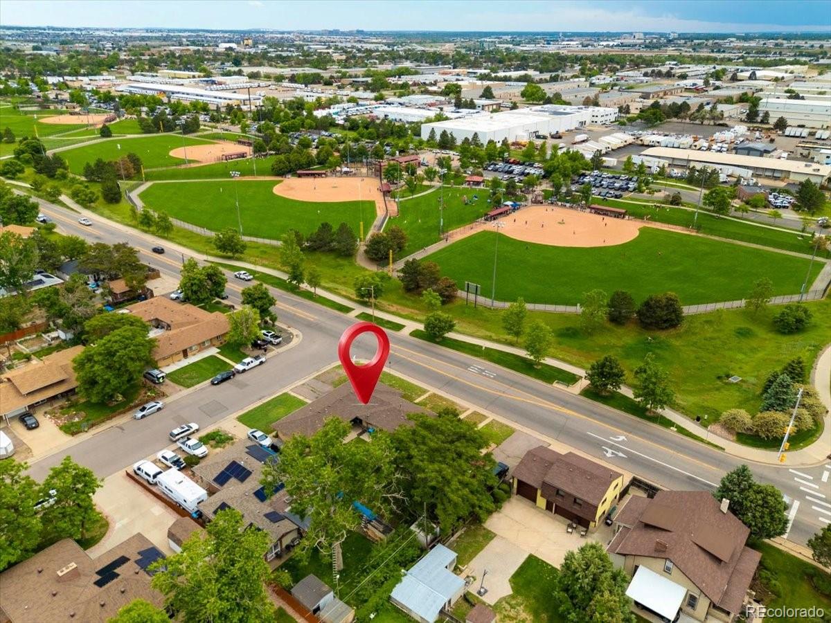 6009 Ivanhoe Street Commerce City CO 80022