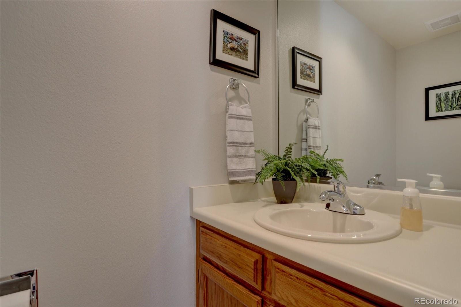7686 S Cove Circle Centennial CO 80122