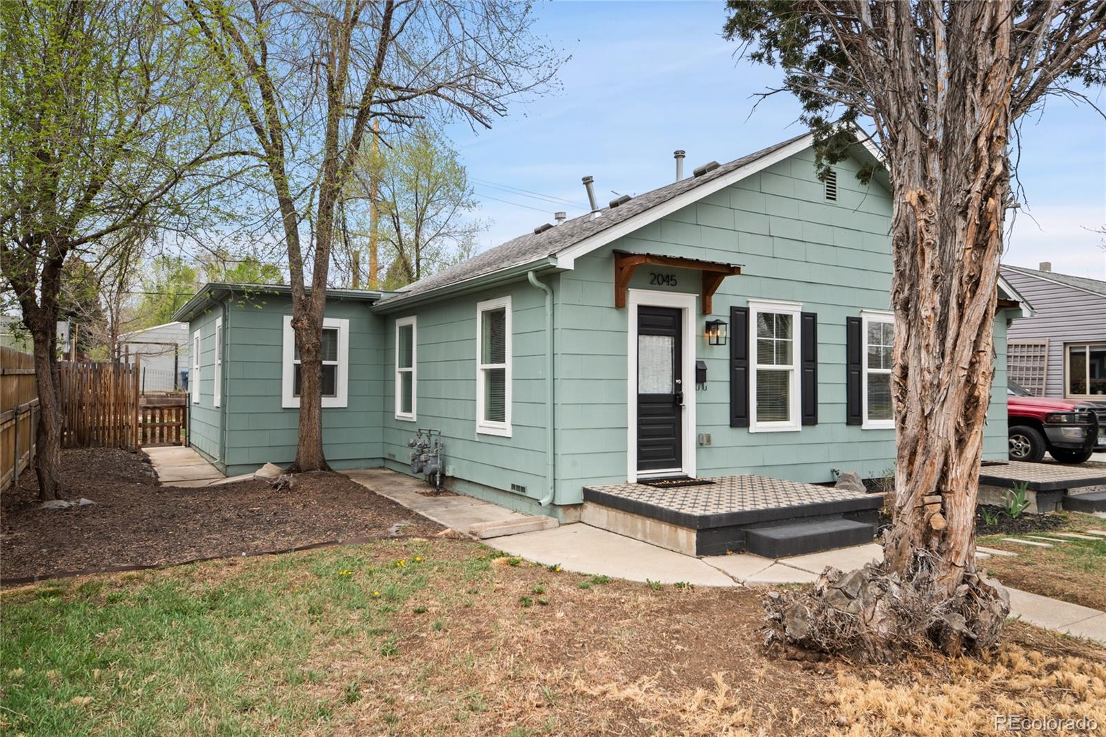 2045 Eaton Street Edgewater CO 80214