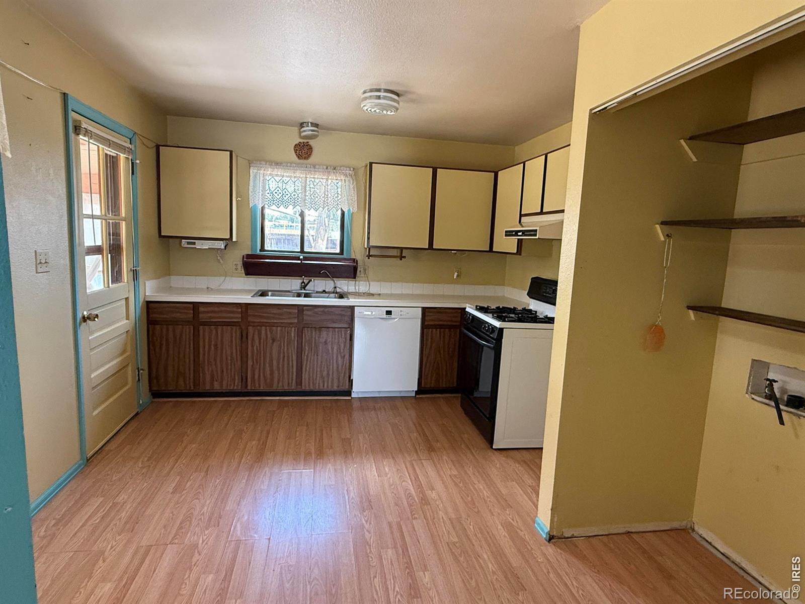 914-916 Red Fir Place Loveland CO 80538