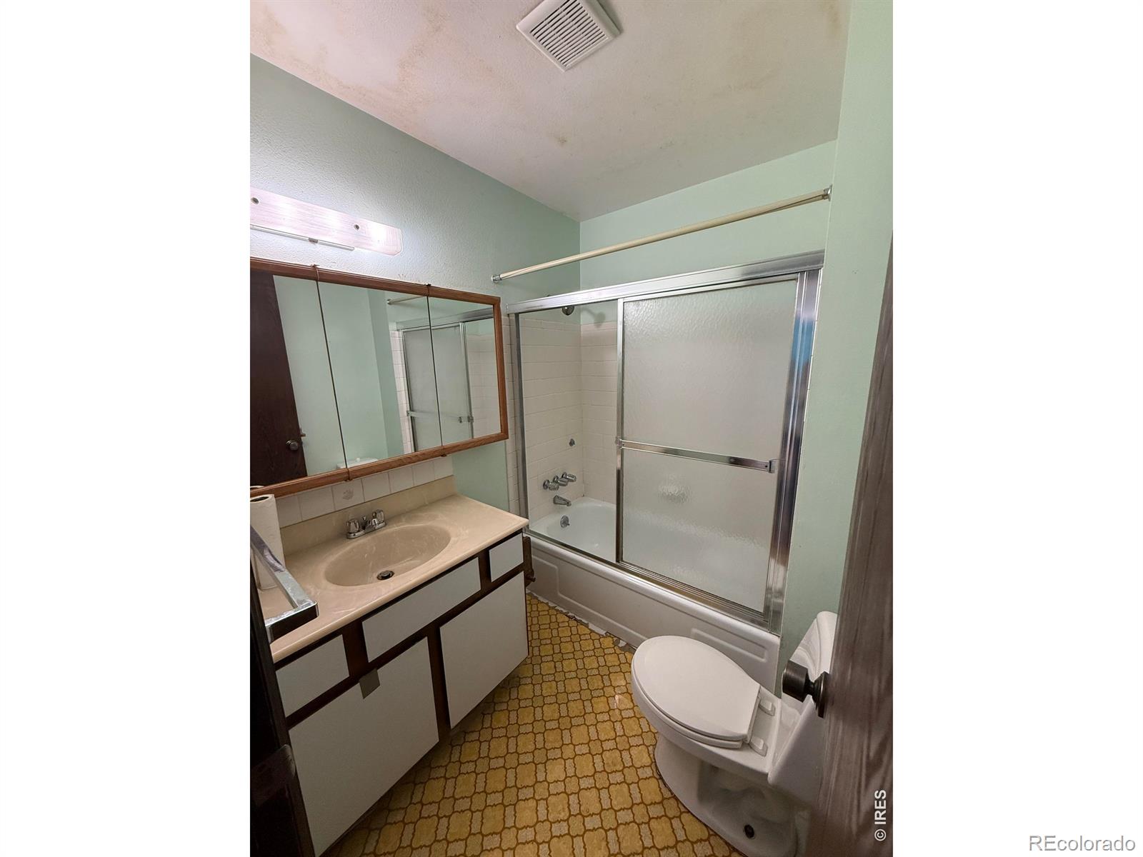 914-916 Red Fir Place Loveland CO 80538