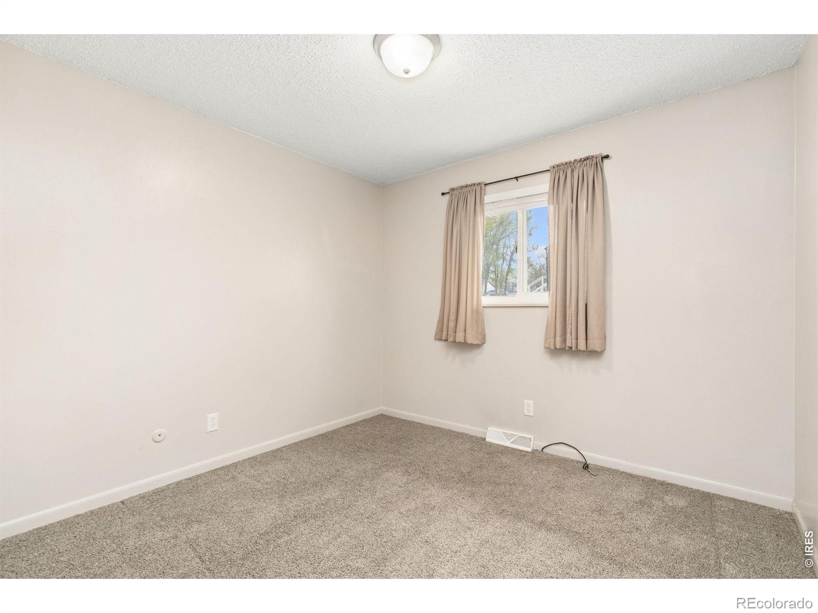 923-925 19th Avenue Greeley CO 80631