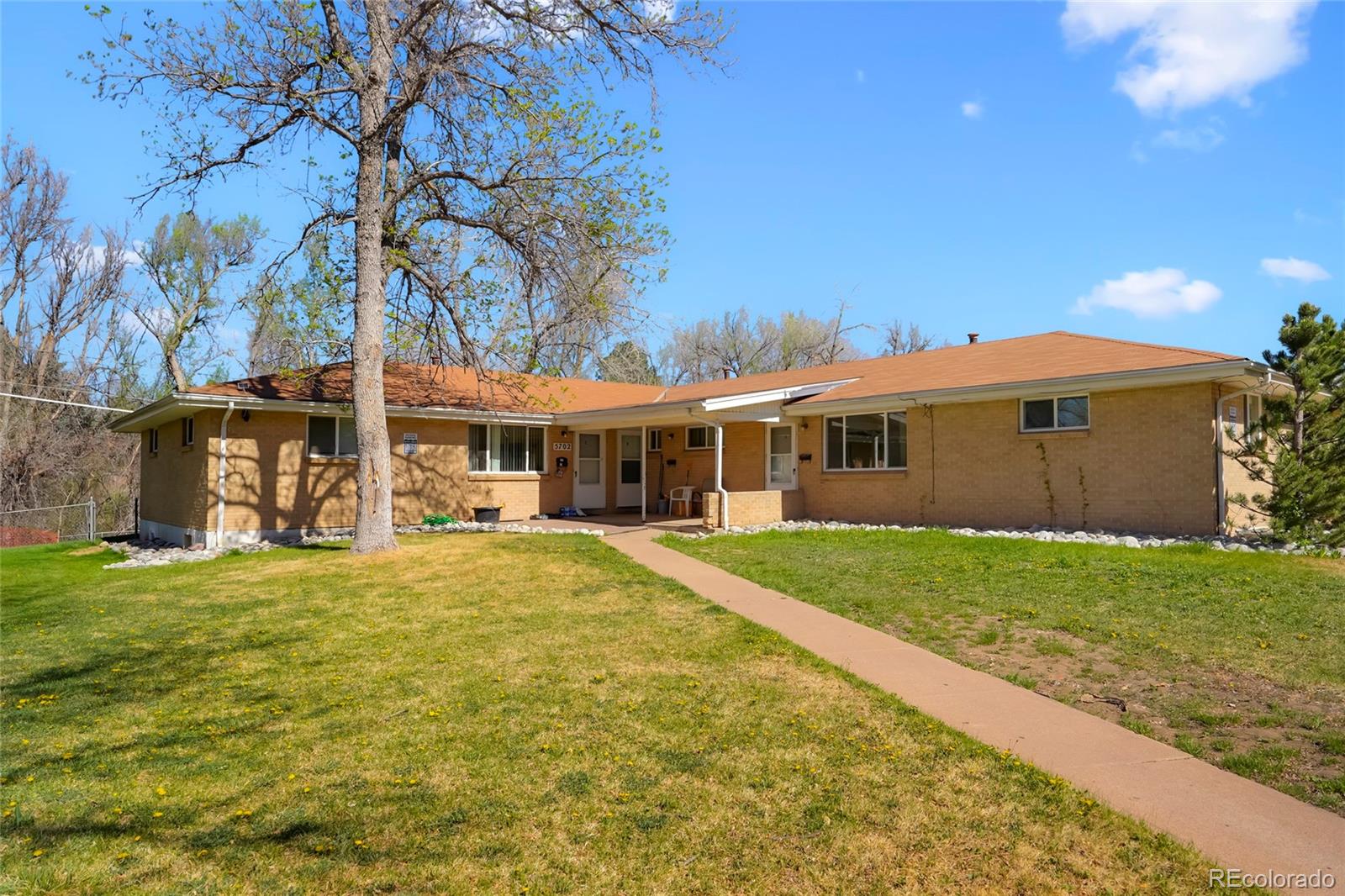 5702 S Pearl Street Littleton CO 80121