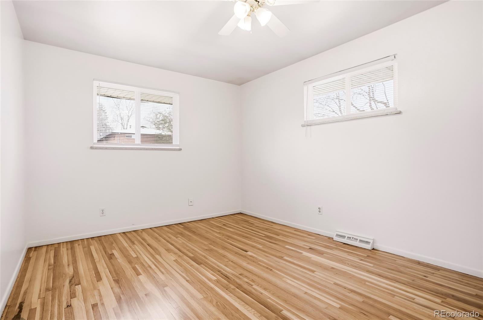 5702 S Pearl Street Littleton CO 80121