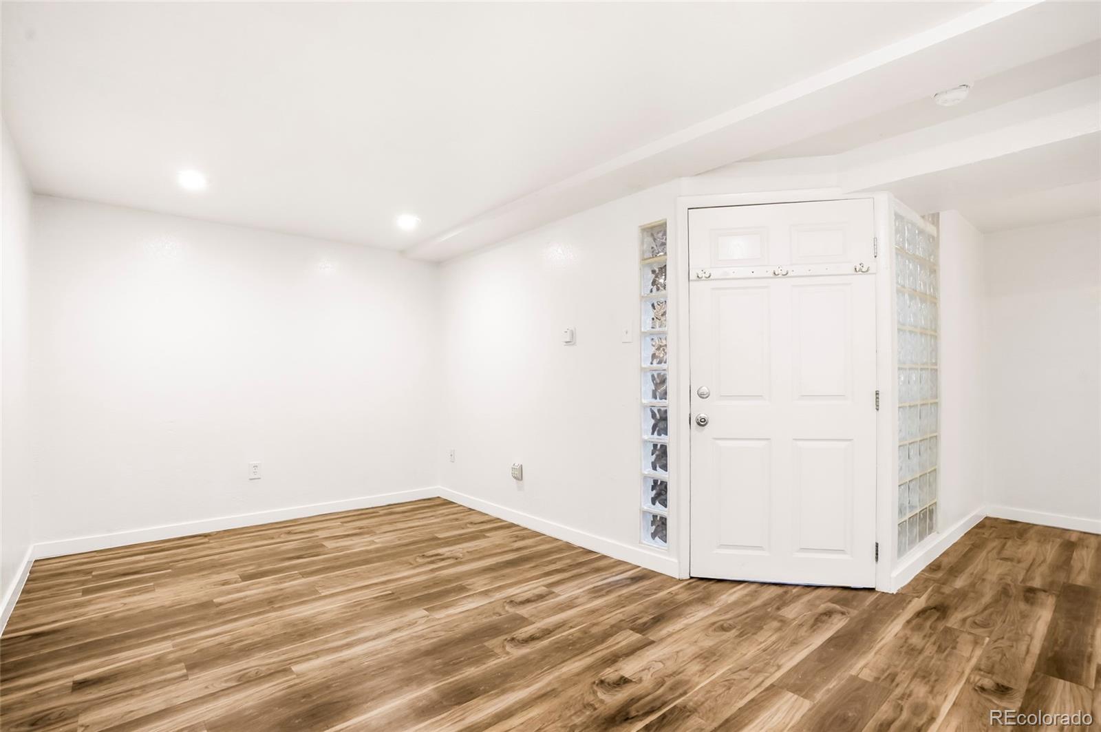 5702 S Pearl Street Littleton CO 80121