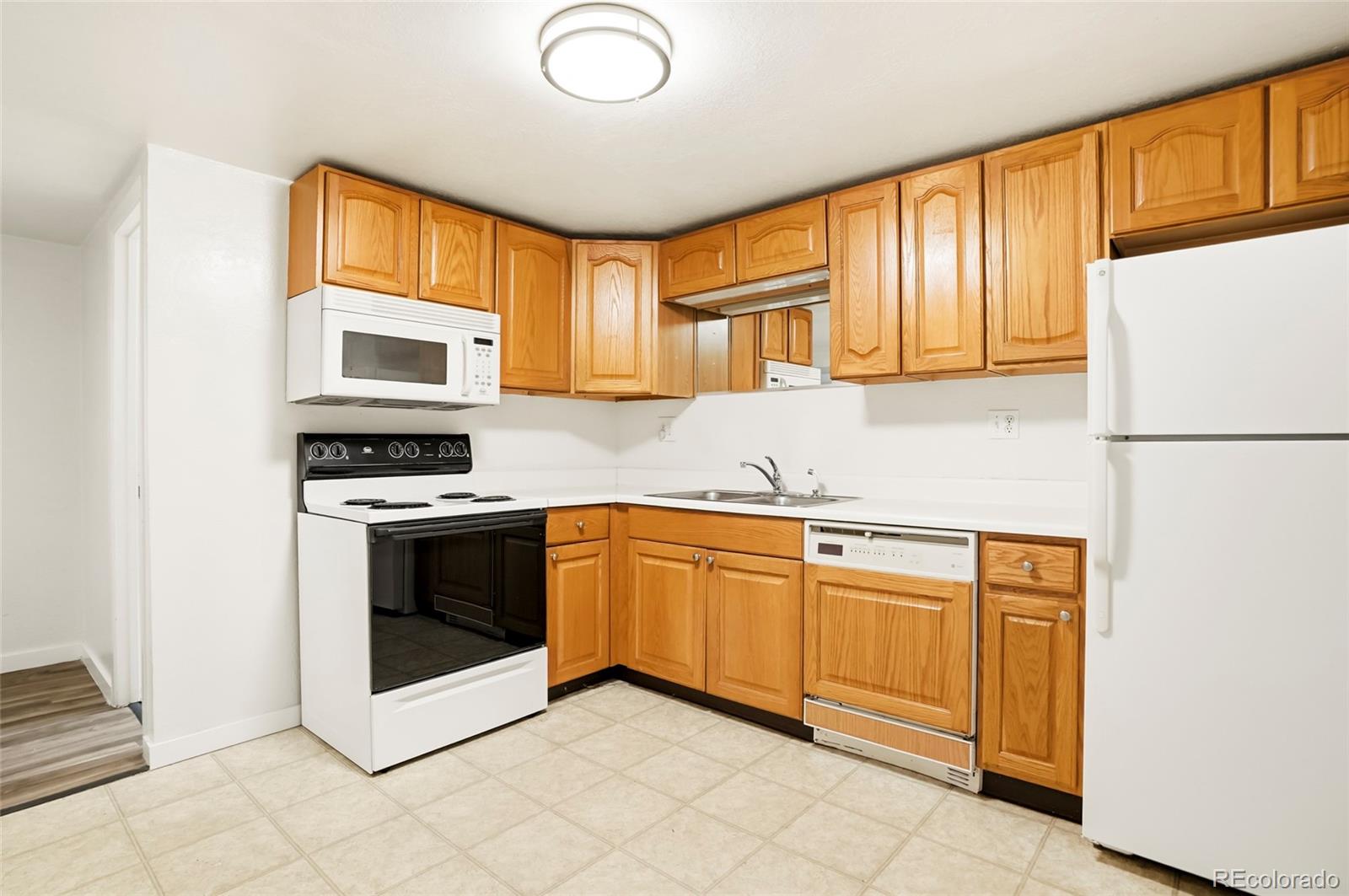 5702 S Pearl Street Littleton CO 80121