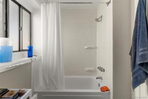 1558 Dallas Street Aurora CO 80010