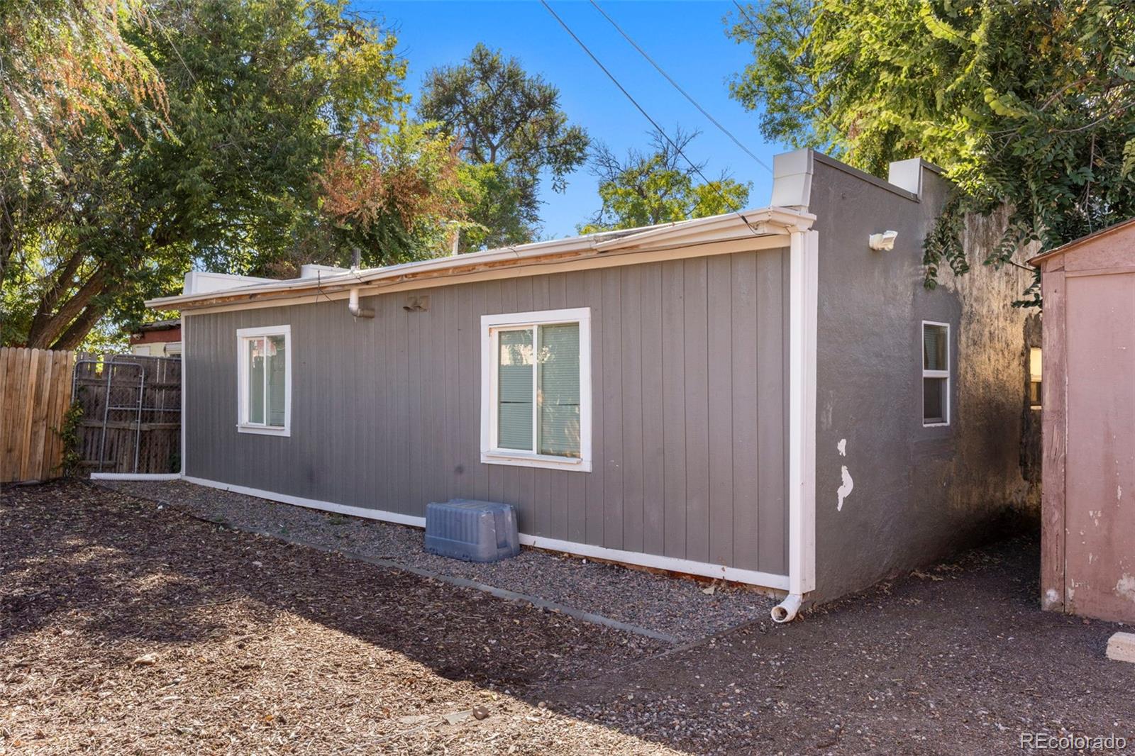 1558 Dallas Street Aurora CO 80010