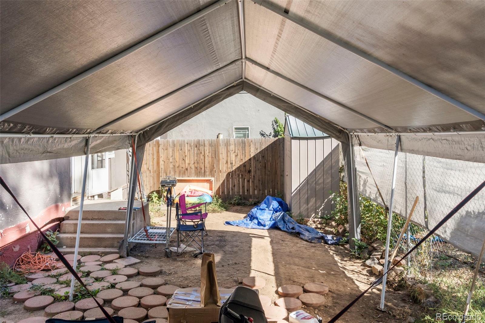 1558 Dallas Street Aurora CO 80010