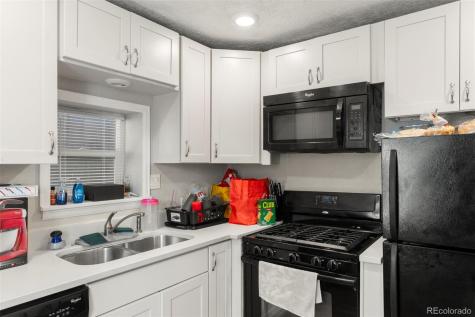 1558 Dallas Street Aurora CO 80010
