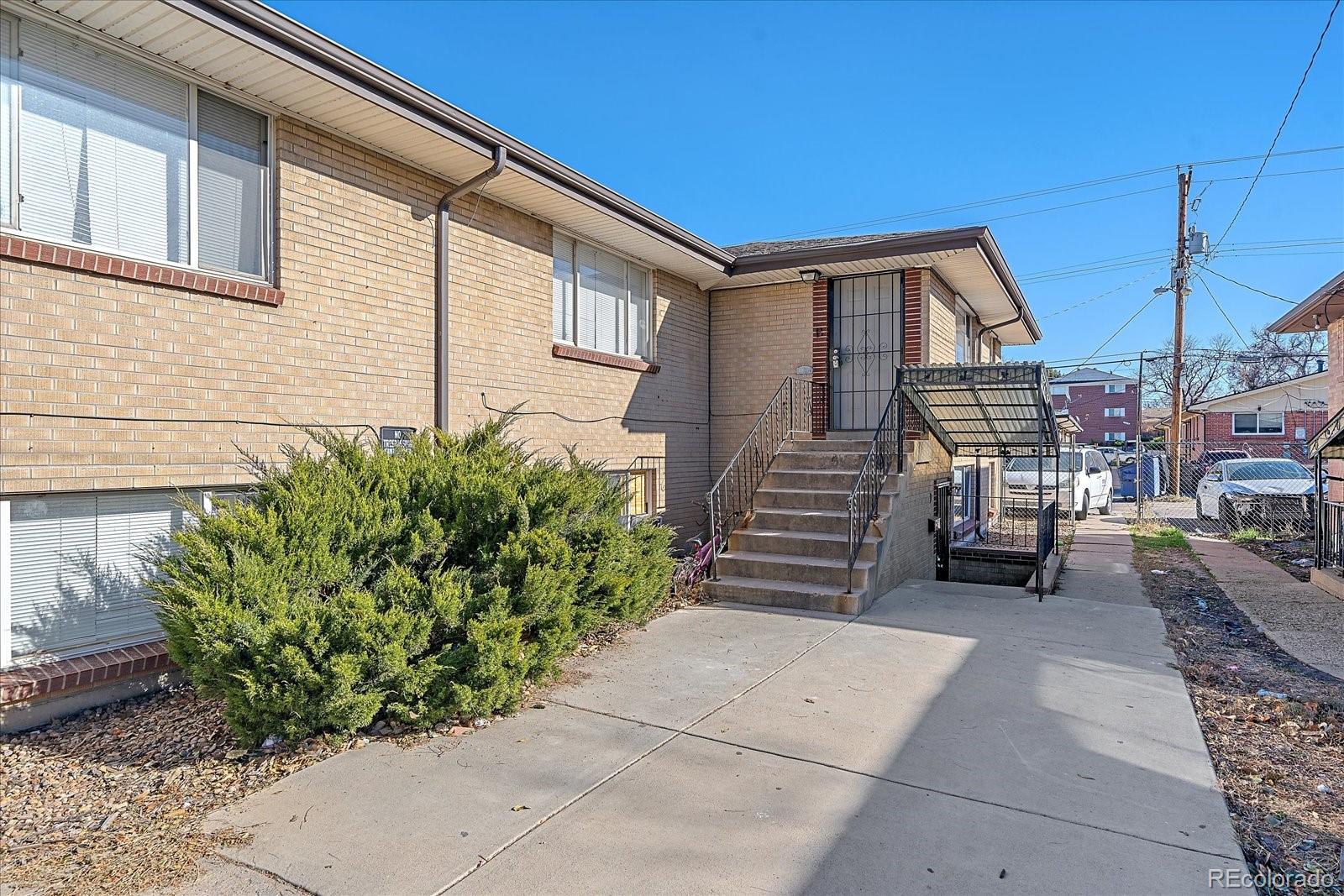 1738 Boston Street Aurora CO 80010