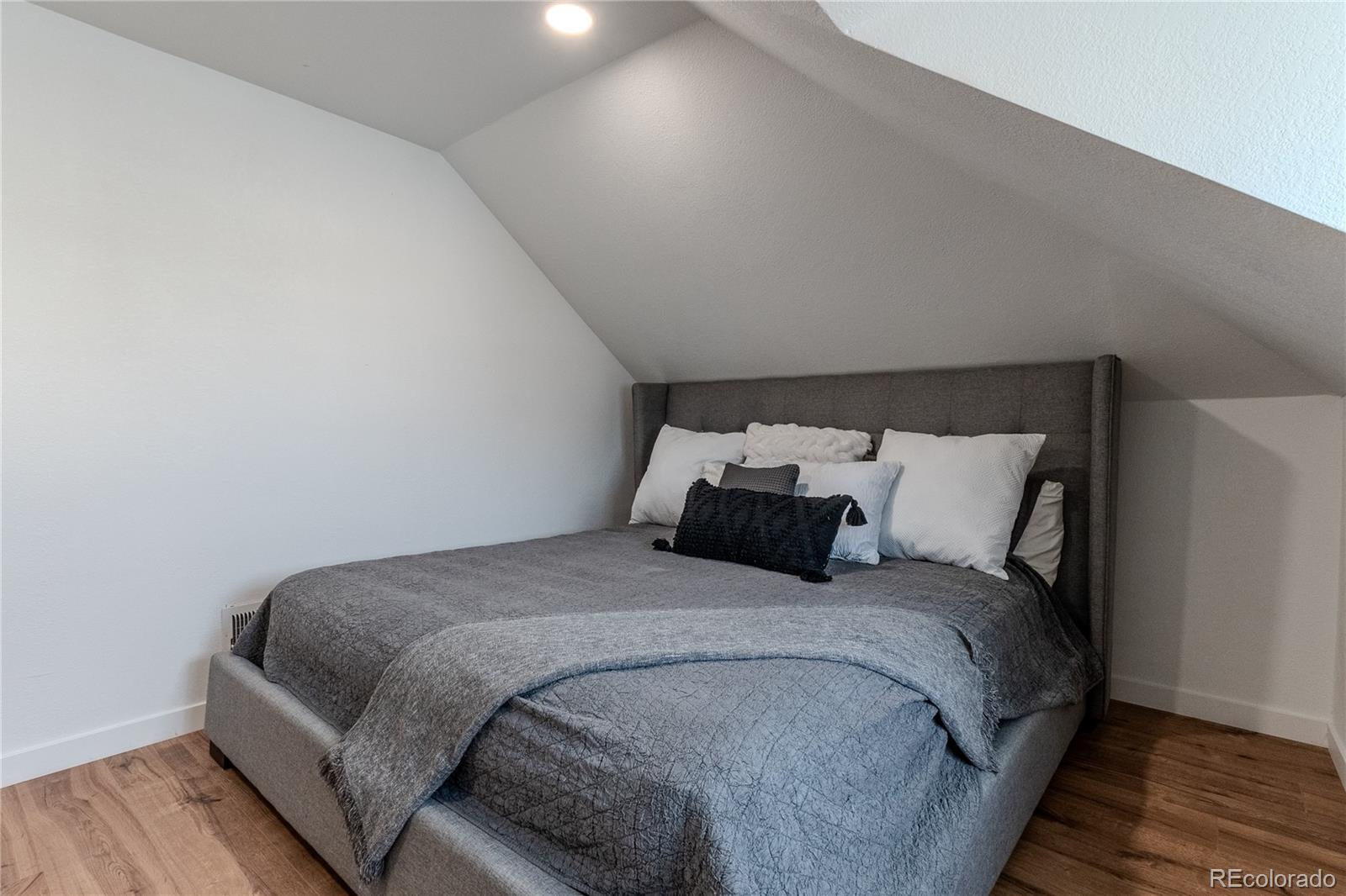 342 S Lincoln Street Denver CO 80209