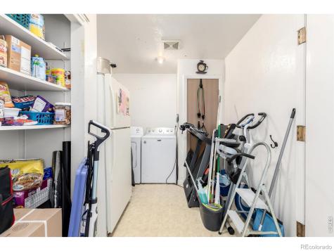 27-29 Newland Court Lakewood CO 80226