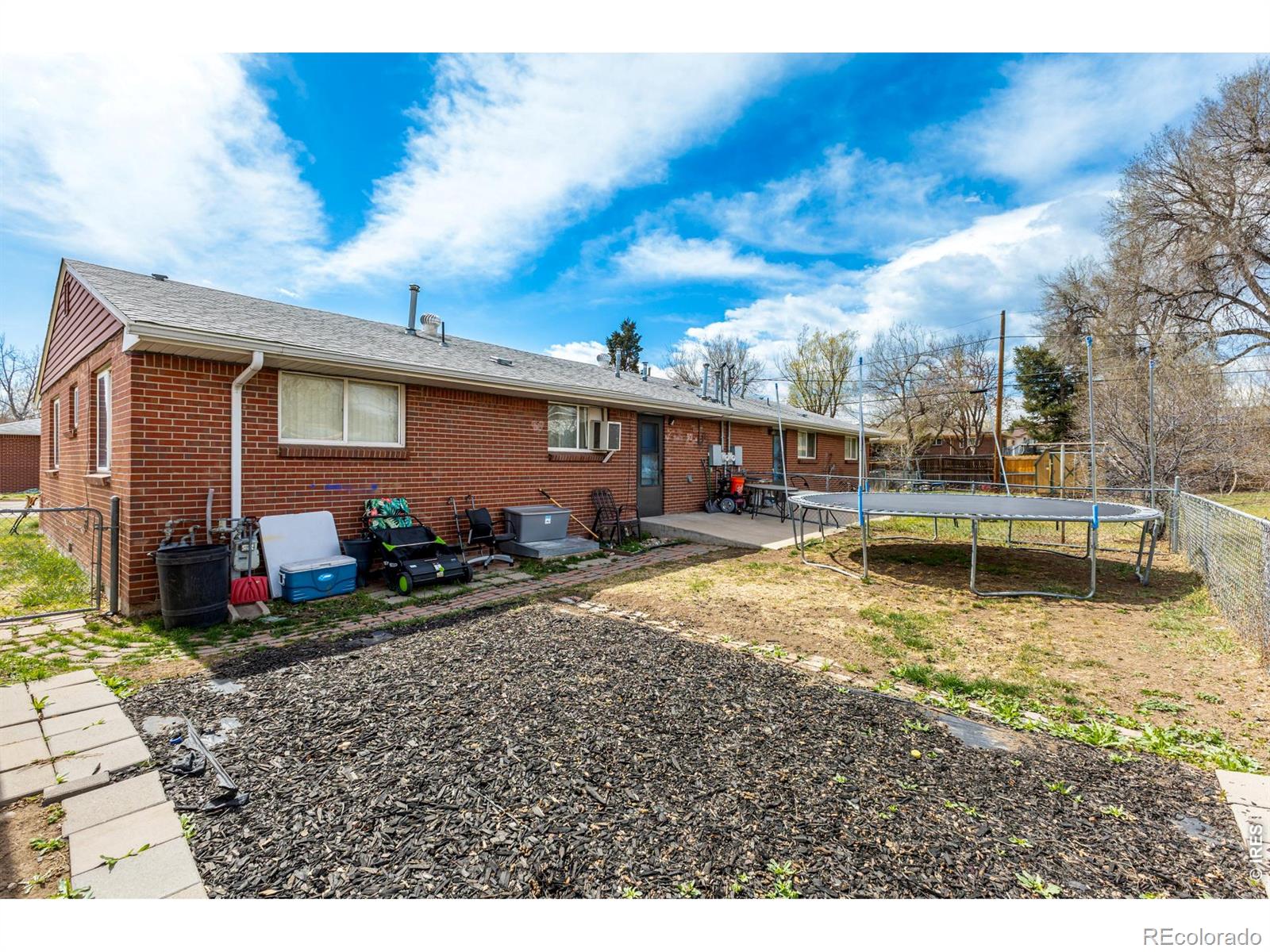 27-29 Newland Court Lakewood CO 80226