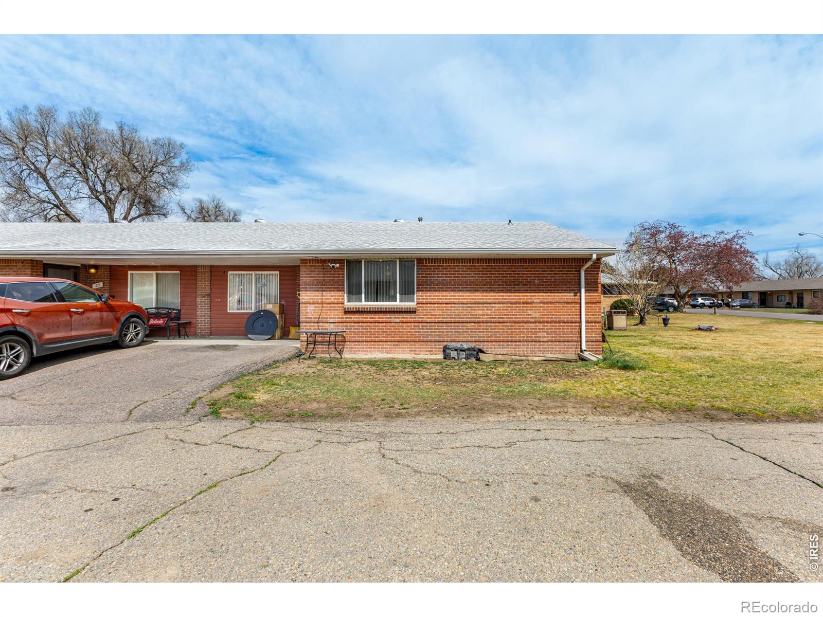 27-29 Newland Court Lakewood CO 80226