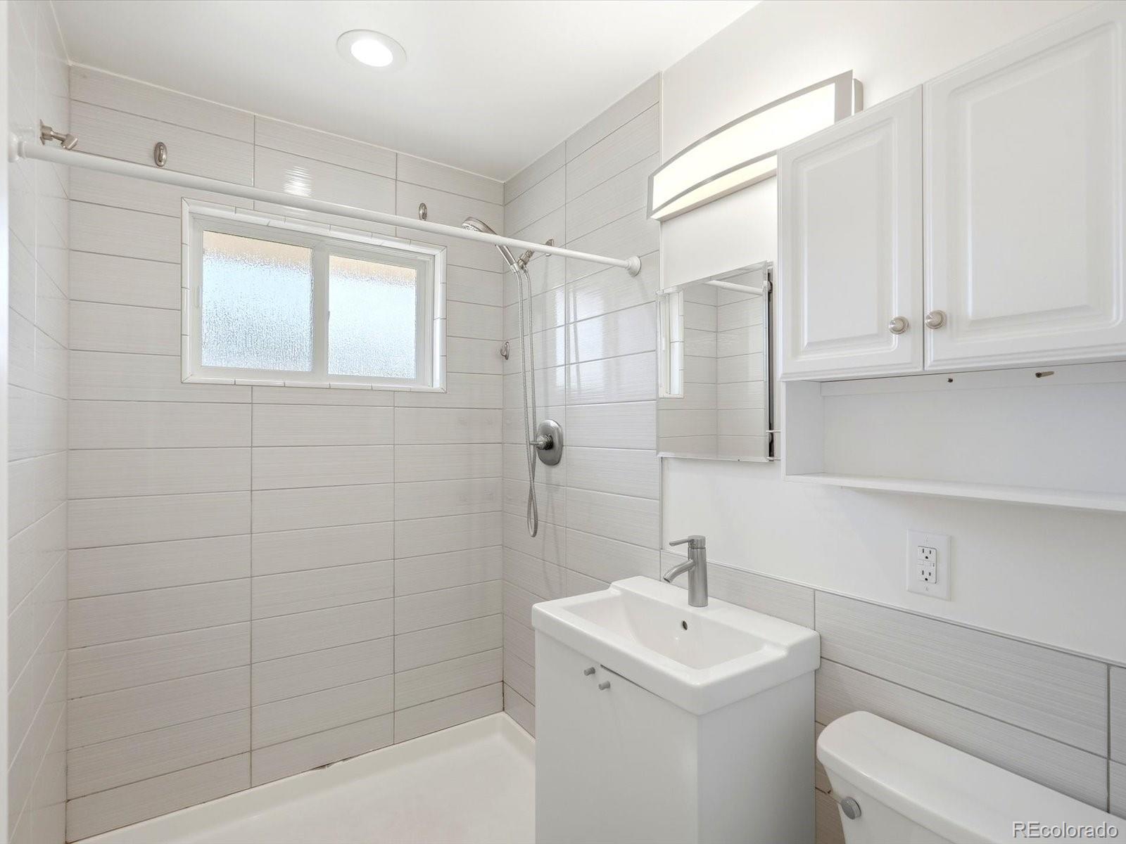 5870 W 5th Avenue Lakewood CO 80226