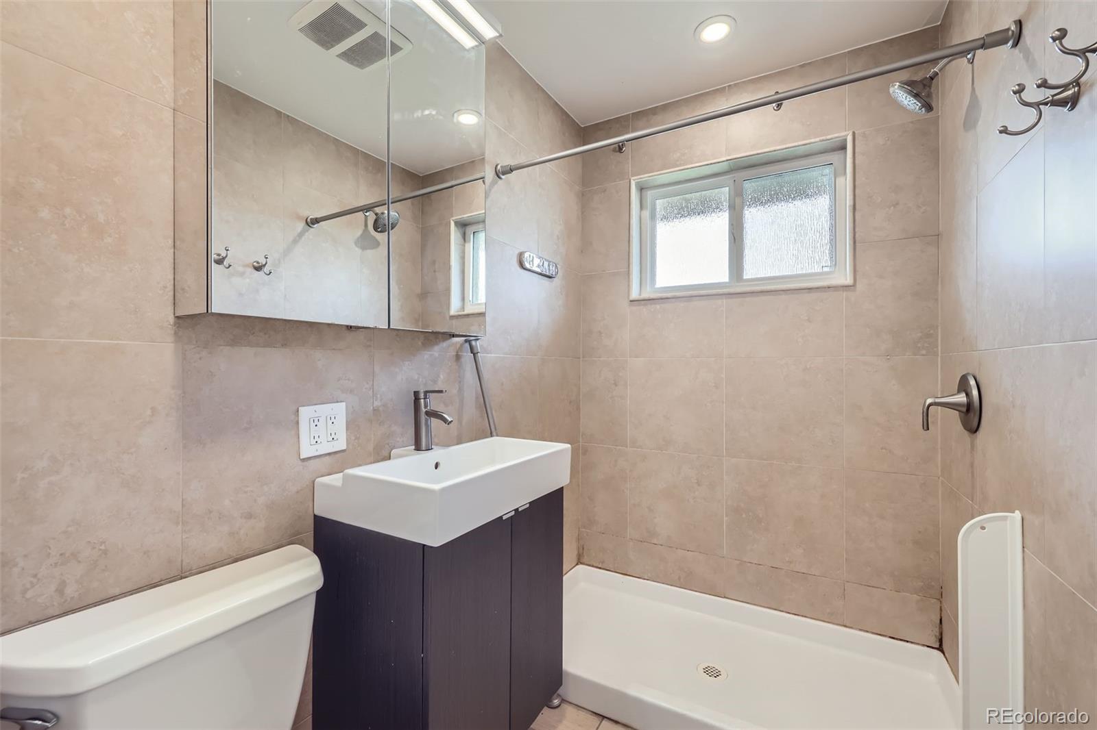5870 W 5th Avenue Lakewood CO 80226