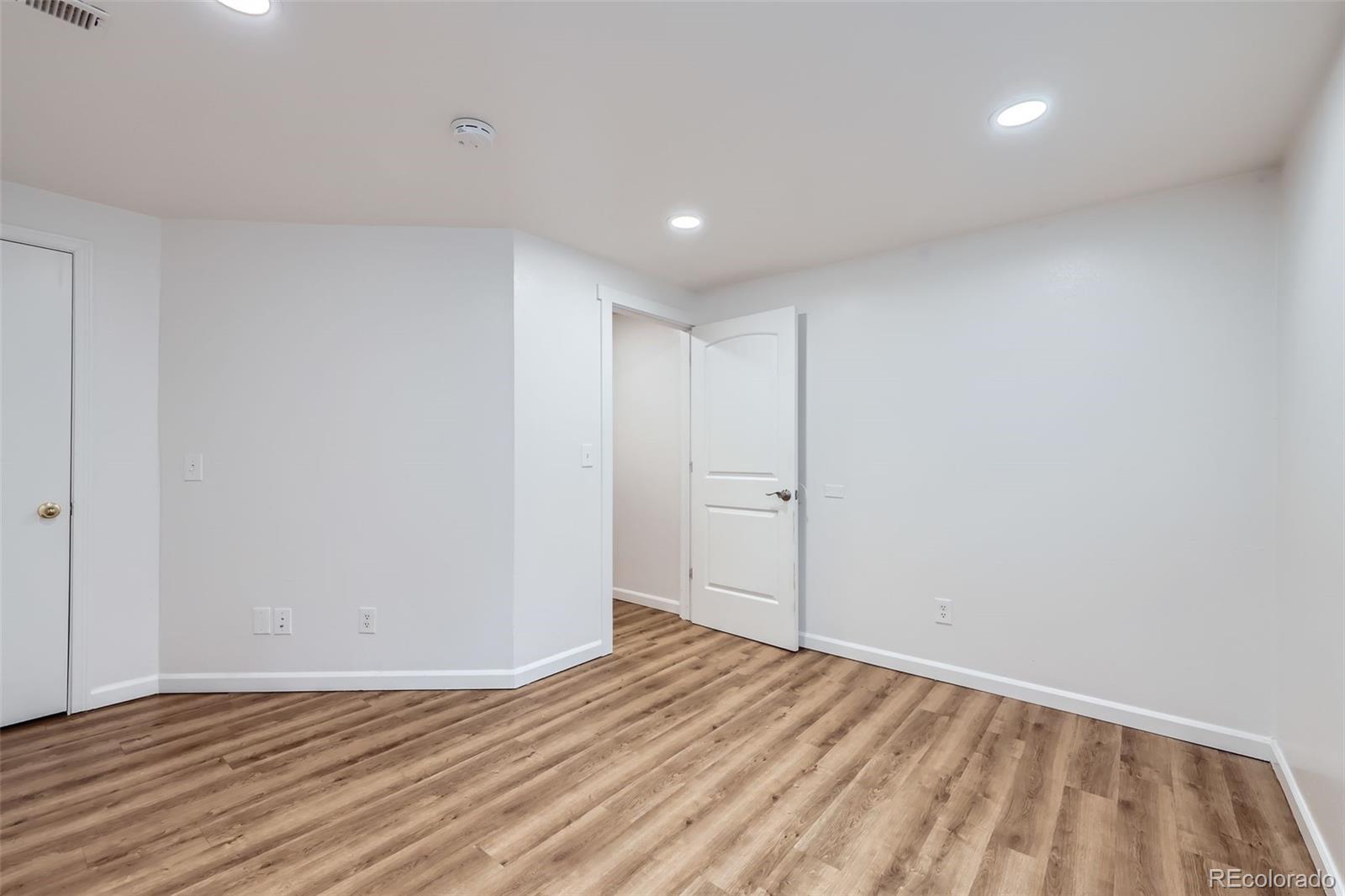 5870 W 5th Avenue Lakewood CO 80226