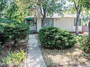 832 Elmira Street Aurora CO 80010