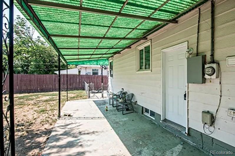832 Elmira Street Aurora CO 80010
