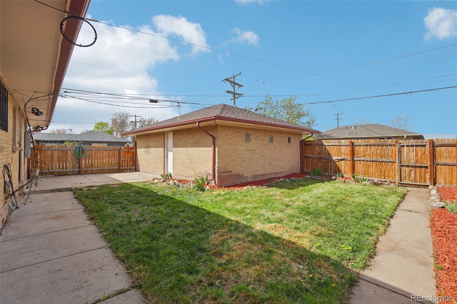 5457-5455 E 36th Avenue Denver CO 80207