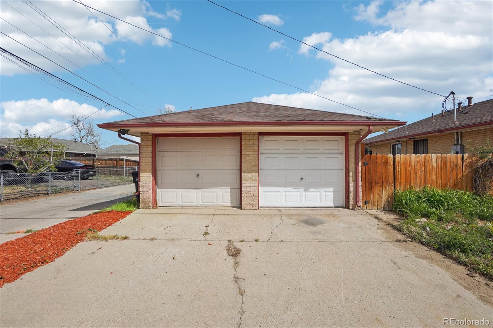 5457-5455 E 36th Avenue Denver CO 80207