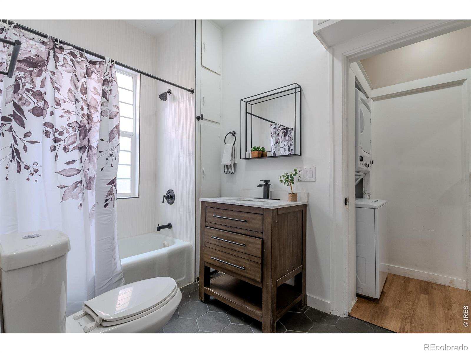 342 S Lincoln Street Denver CO 80209