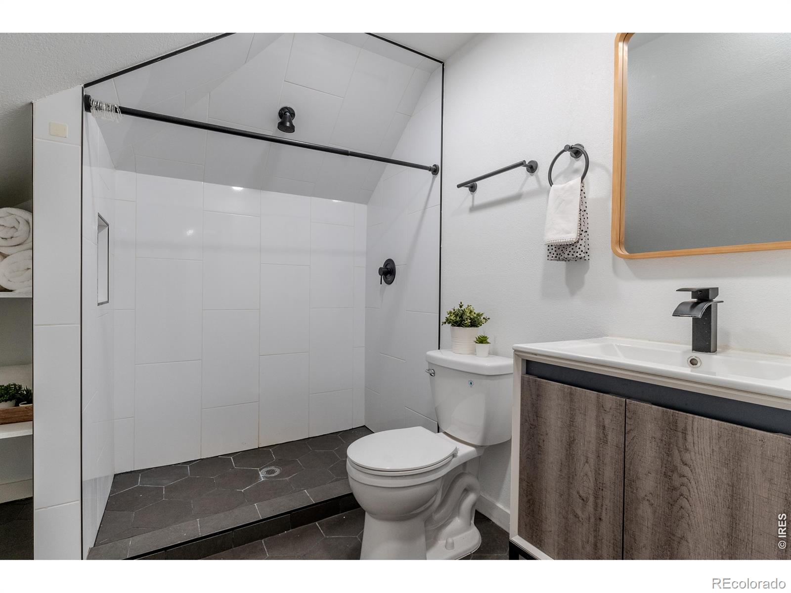 342 S Lincoln Street Denver CO 80209