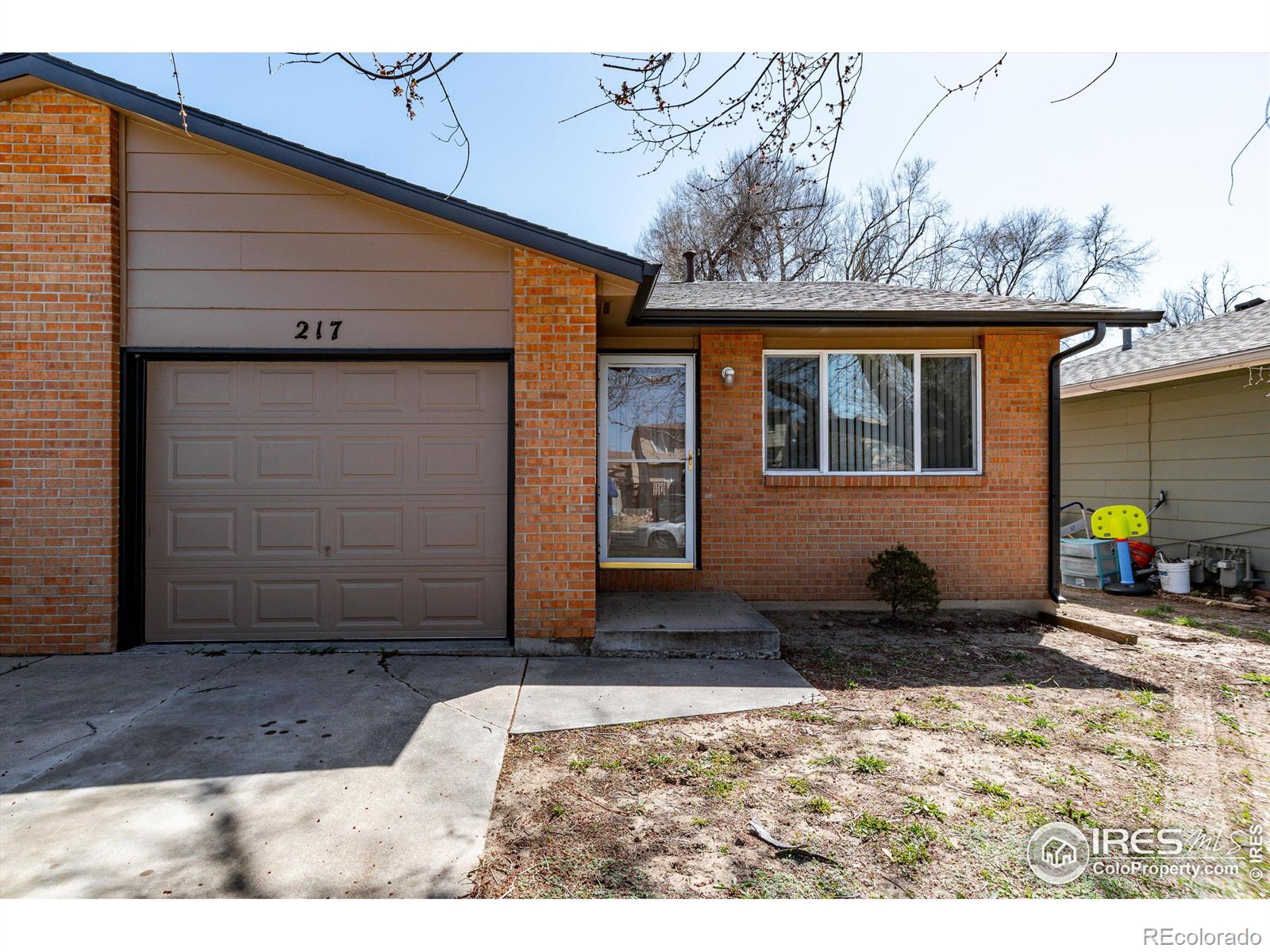 217-219 E Longs Peak Avenue Longmont CO 80504