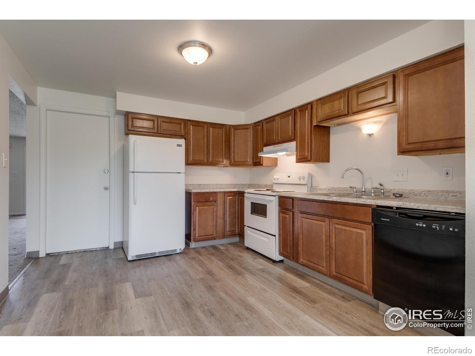 217-219 E Longs Peak Avenue Longmont CO 80504