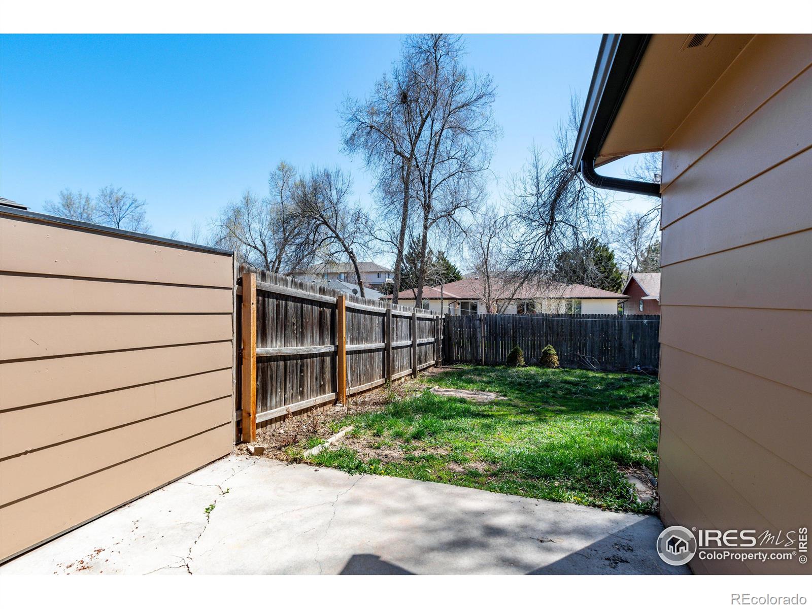 217-219 E Longs Peak Avenue Longmont CO 80504