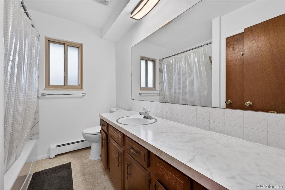 2303 Iris Street Lakewood CO 80215