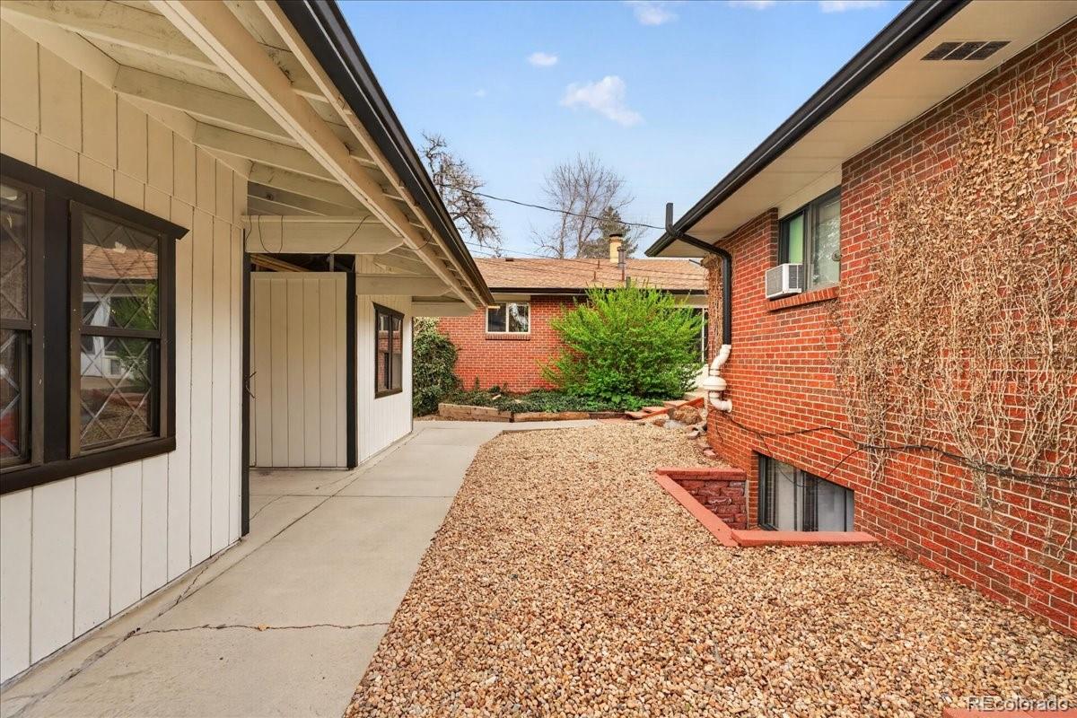 2303 Iris Street Lakewood CO 80215